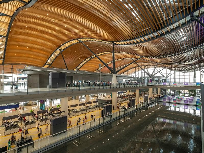 ����Ĵ�����ڰ����ü��¥